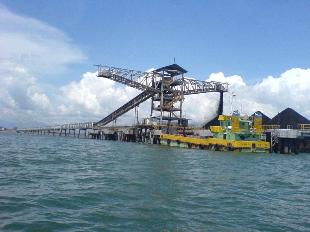 Barge Loading conveyor system for Arutmin, Indonesia. Curve
